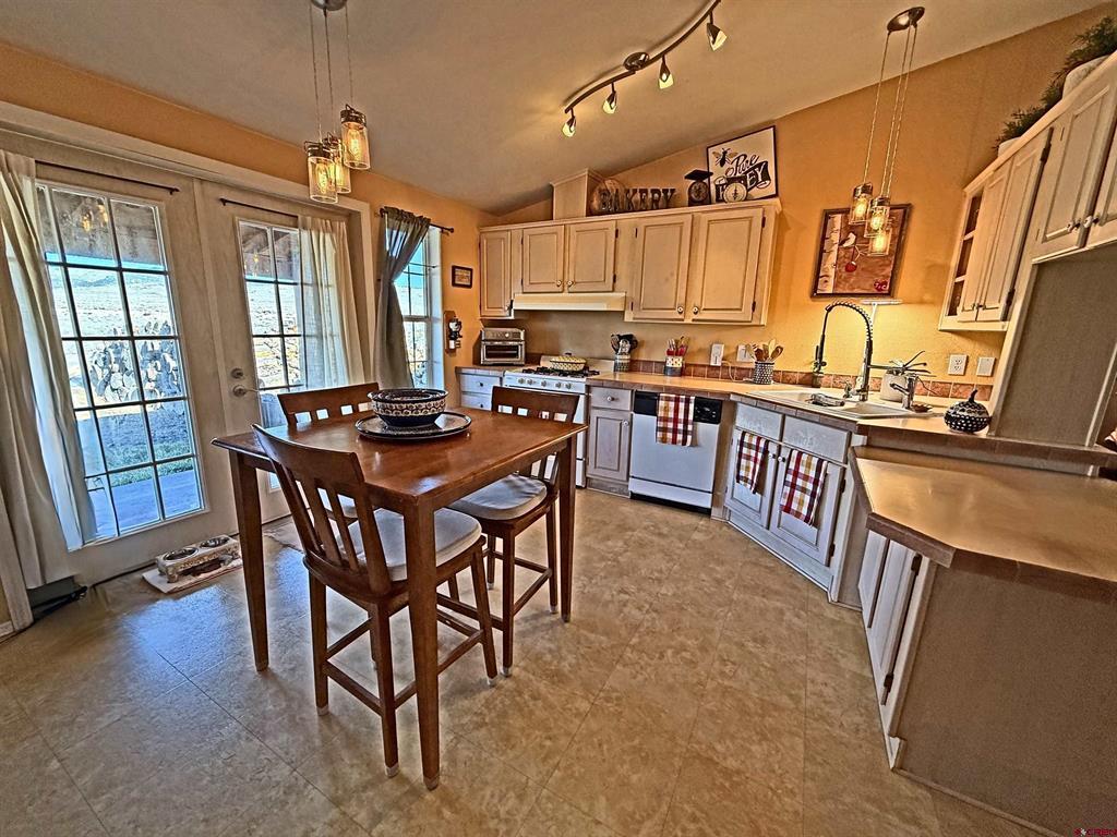 690 County Road 66 Del Norte CO 81132