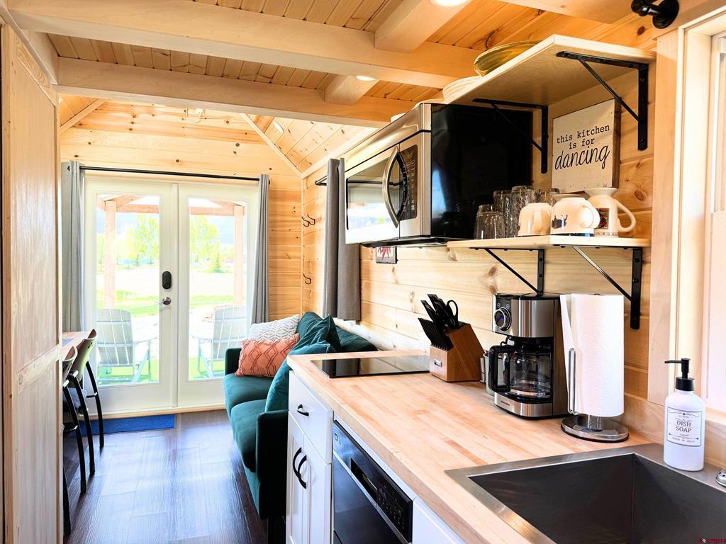 22130 6850 Road Montrose CO 81403