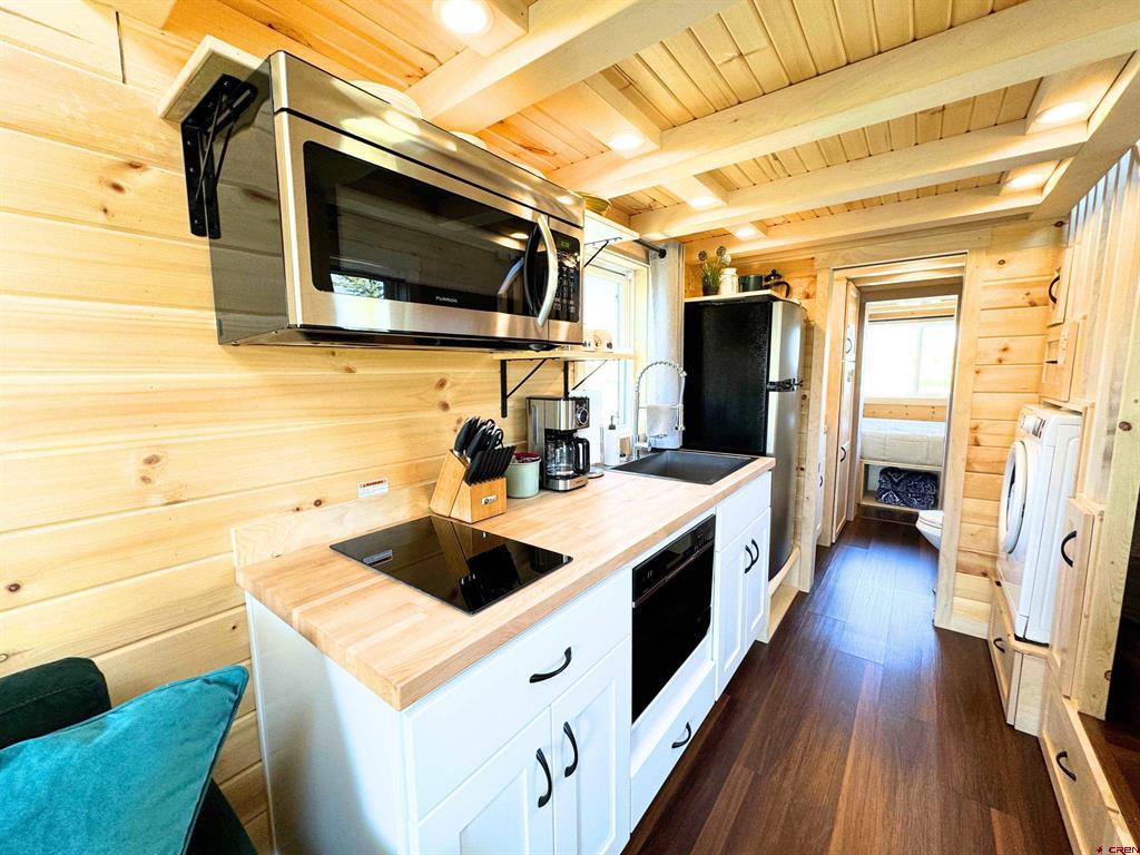 22130 6850 Road Montrose CO 81403