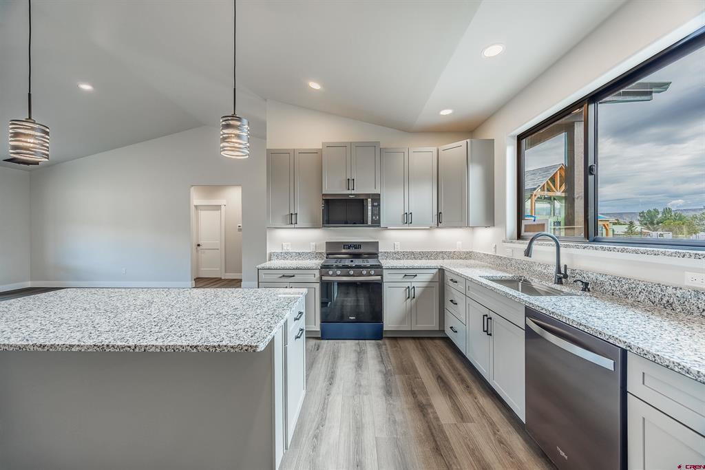 22165 6840 Court Montrose CO 81403