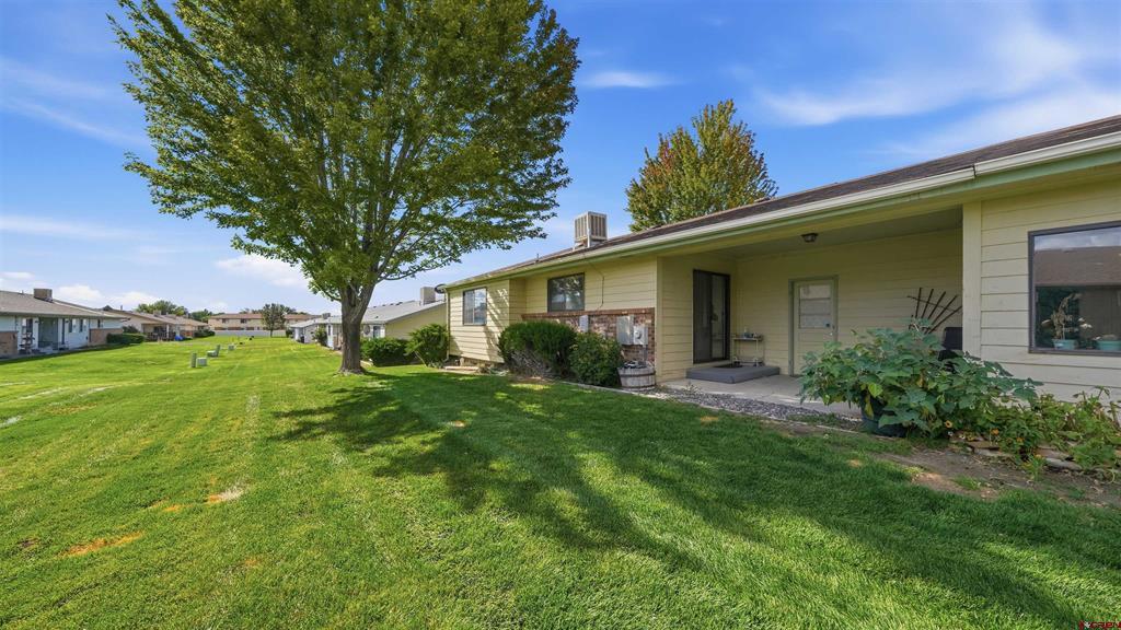 2048 Winston Way Montrose CO 81401