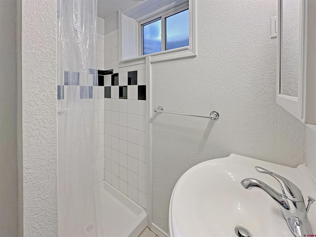 1413 Chatam Montrose CO 81401