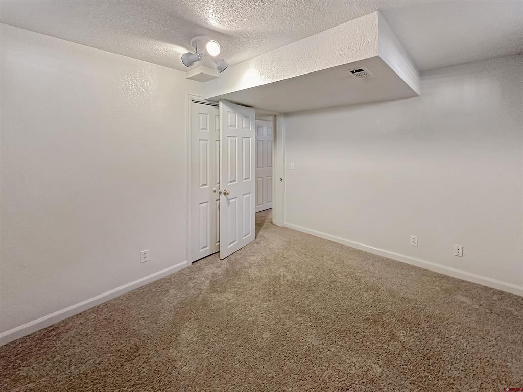 1413 Chatam Montrose CO 81401