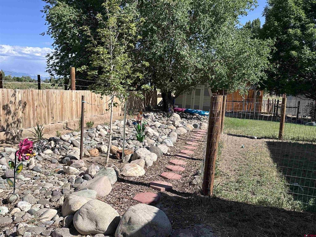 9456 6075 Road Montrose CO 81403