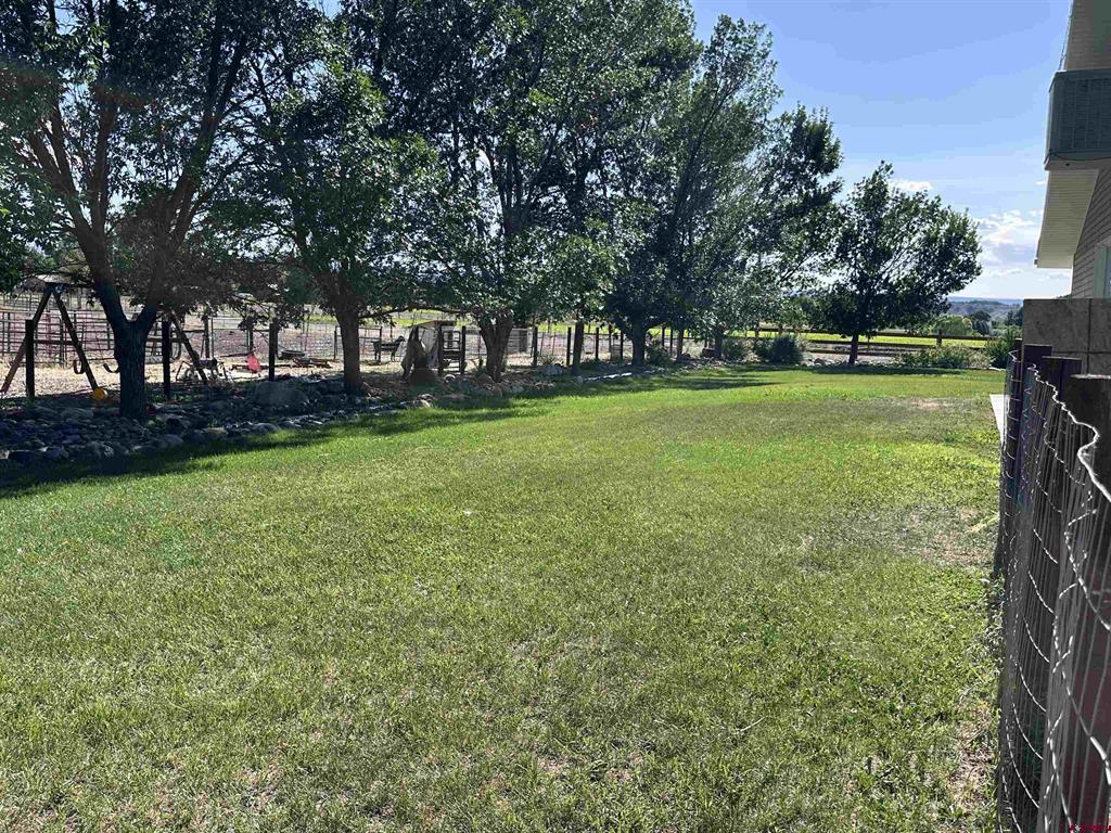 9456 6075 Road Montrose CO 81403