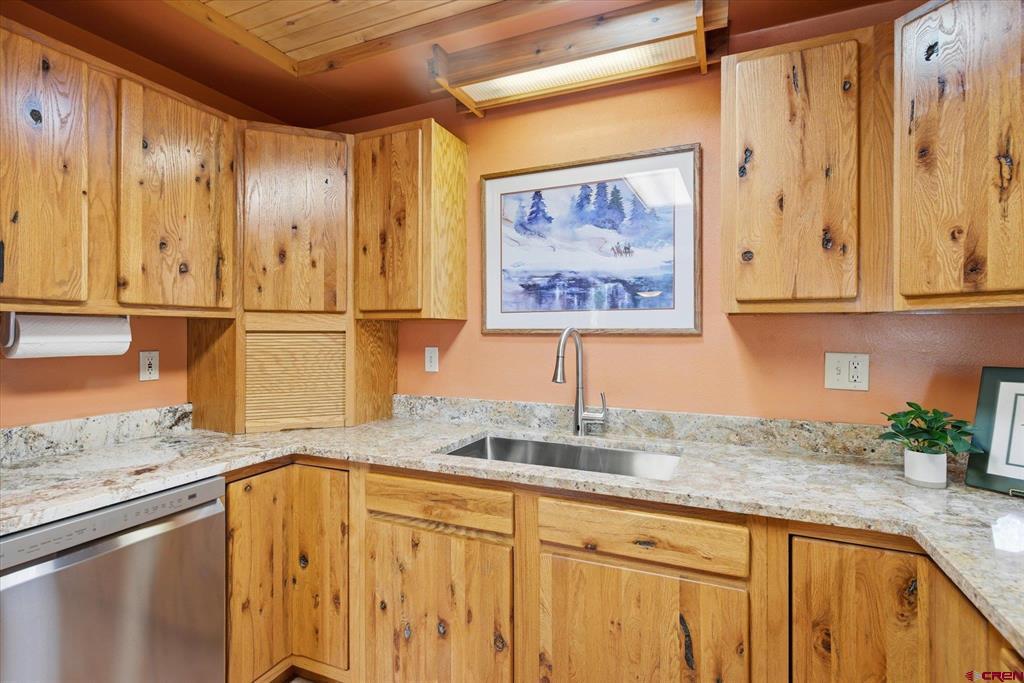 15586 Road 36.5 Mancos CO 81328