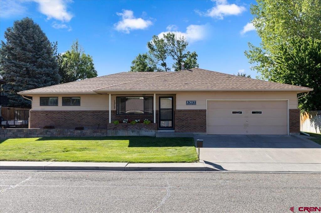1317 Manchester Drive Montrose CO 81401