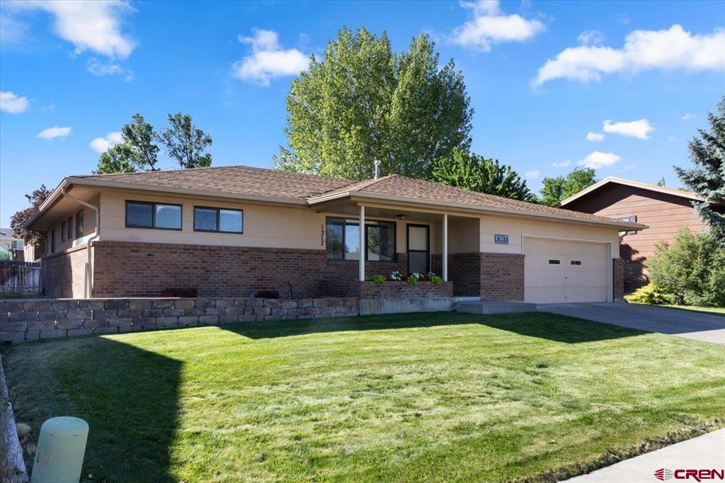 1317 Manchester Drive Montrose CO 81401
