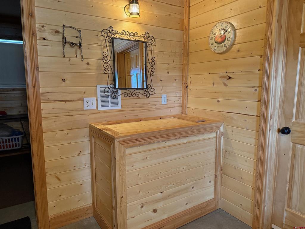 117 Antelope Road Creede CO 81130