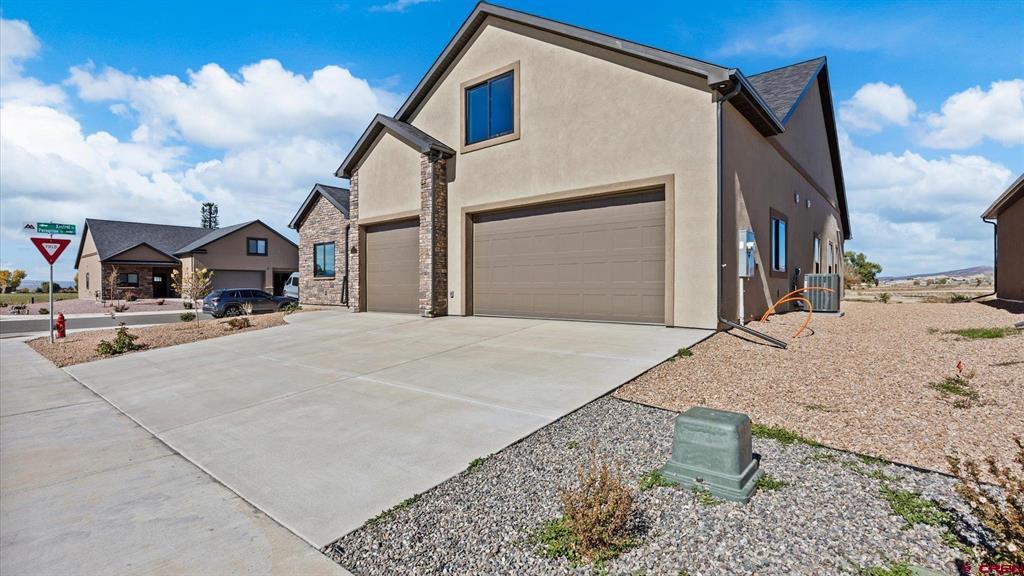 3315 Pinewood Street Montrose CO 81401
