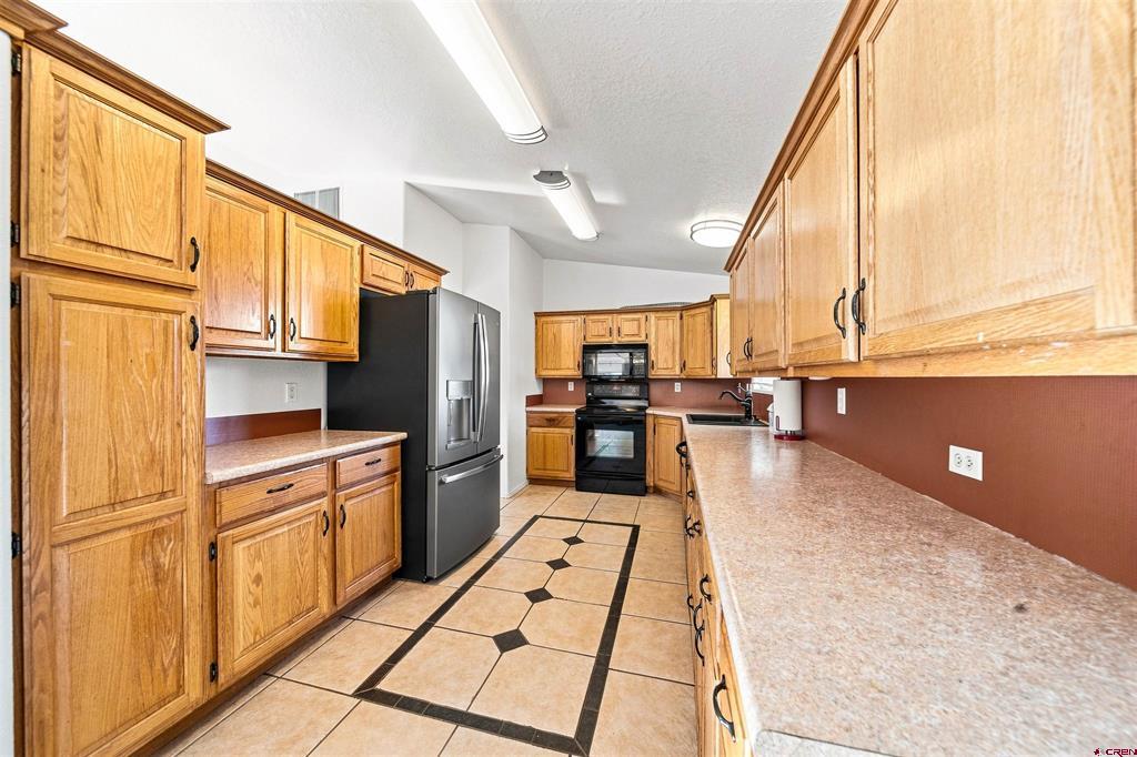 1717 Leeds Avenue Montrose CO 81401