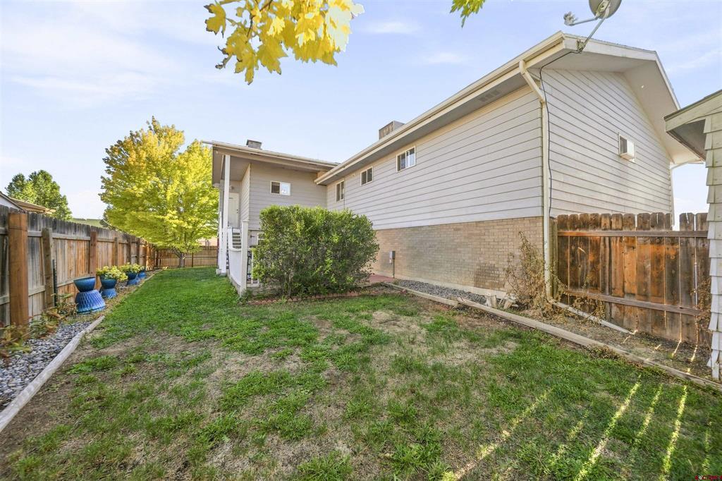 1717 Leeds Avenue Montrose CO 81401