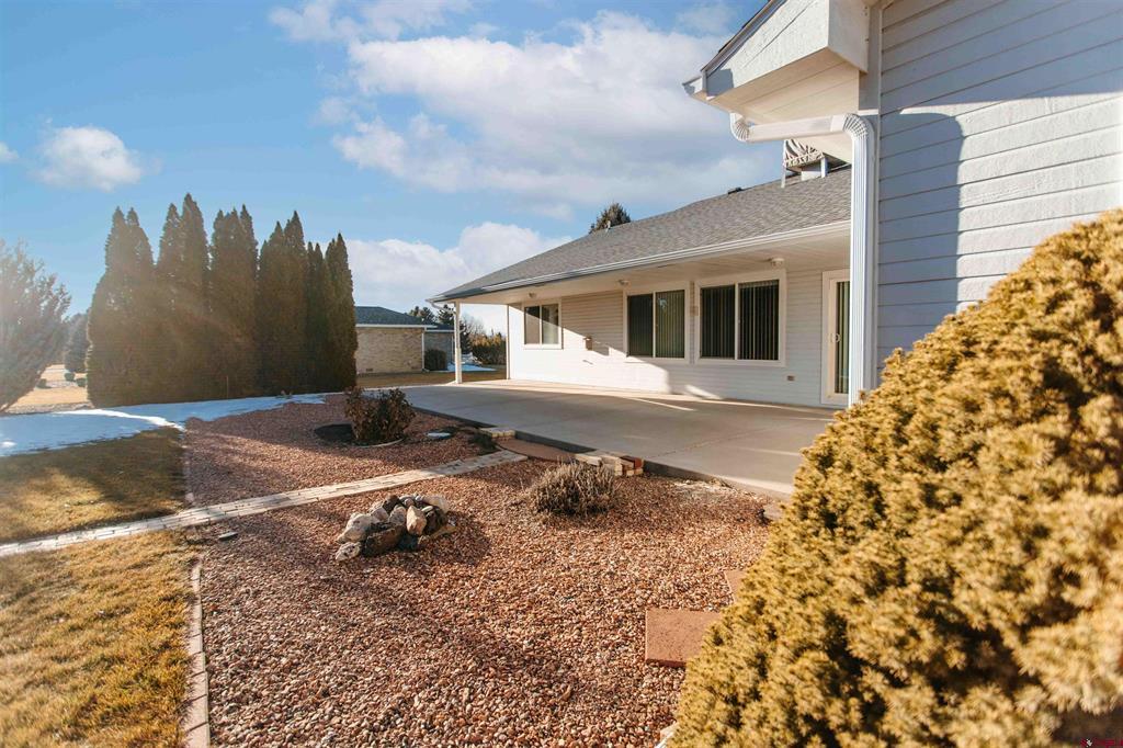 2806 Bluebell Court Montrose CO 81401