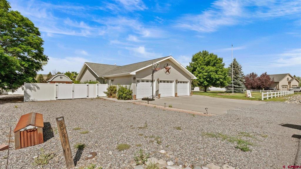 20677 Tulip Circle Montrose CO 81403