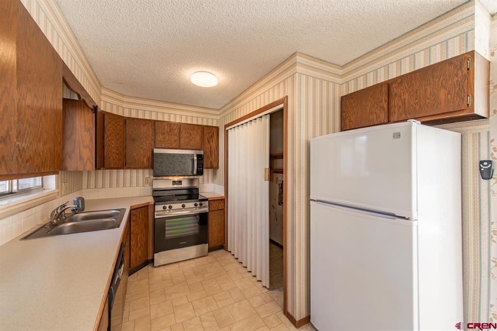 2205 Devon Street Montrose CO 81401