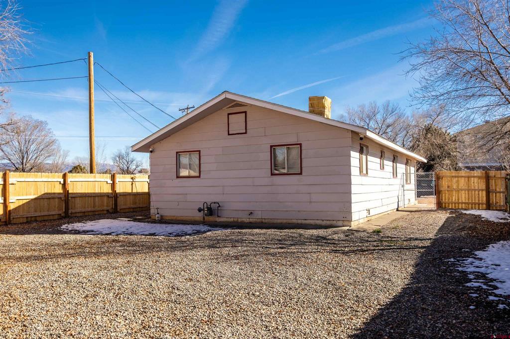 447 S 12th Street Montrose CO 81401