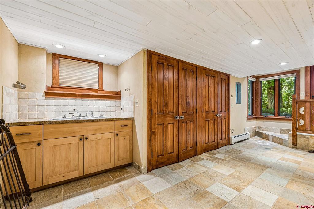 2404 W 2nd Avenue Durango CO 81301