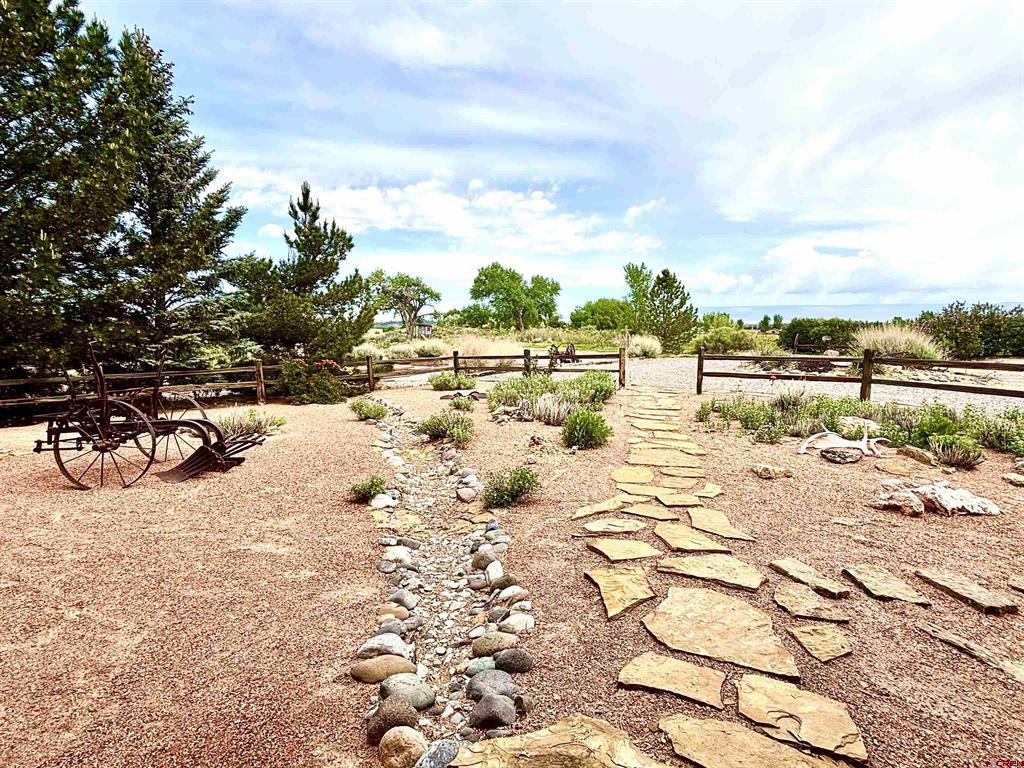 12689 6100 Road Montrose CO 81401