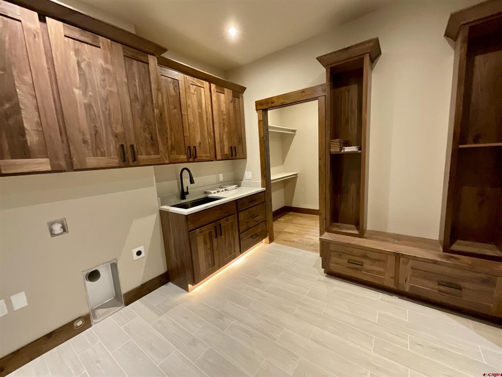 10013 5800 Road Montrose CO 81403