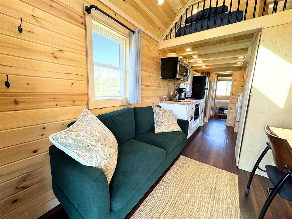 22130 6850 Road Montrose CO 81403