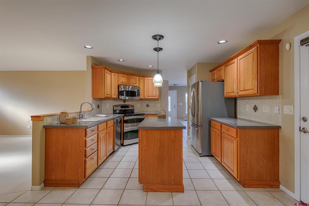 1669 Ironton Street Montrose CO 81401
