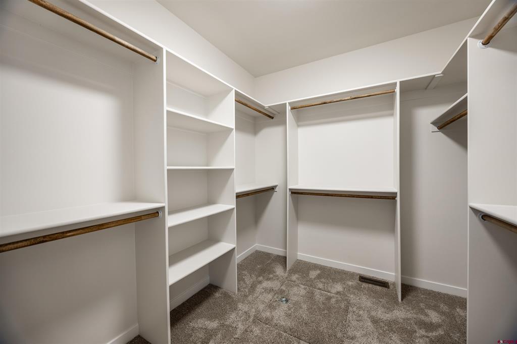 1868 6429 Circle Montrose CO 81403