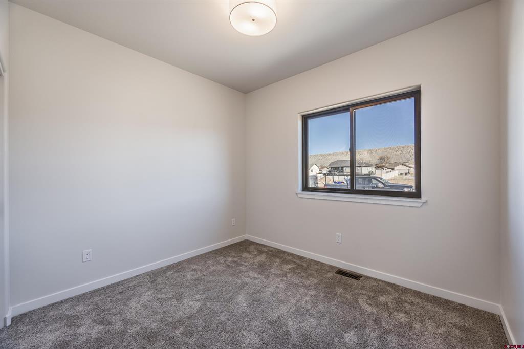 1868 6429 Circle Montrose CO 81403