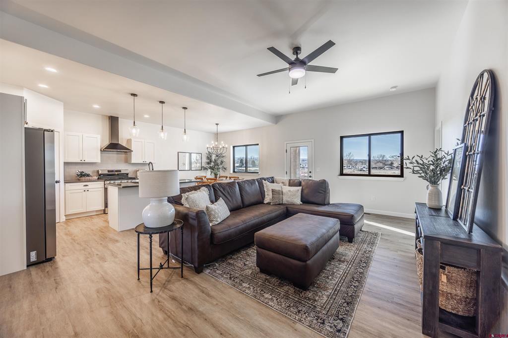 1868 6429 Circle Montrose CO 81403