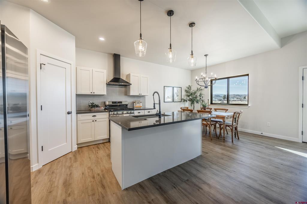 1868 6429 Circle Montrose CO 81403