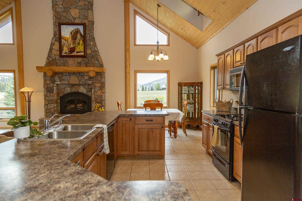 215 Aspen Drive Creede CO 81130