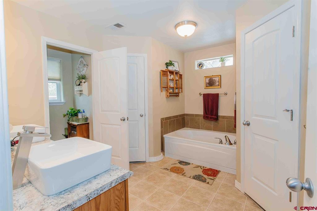 1333 Excelsior Creek Avenue Montrose CO 81401