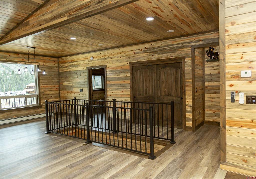 431 River Drive Creede CO 81130