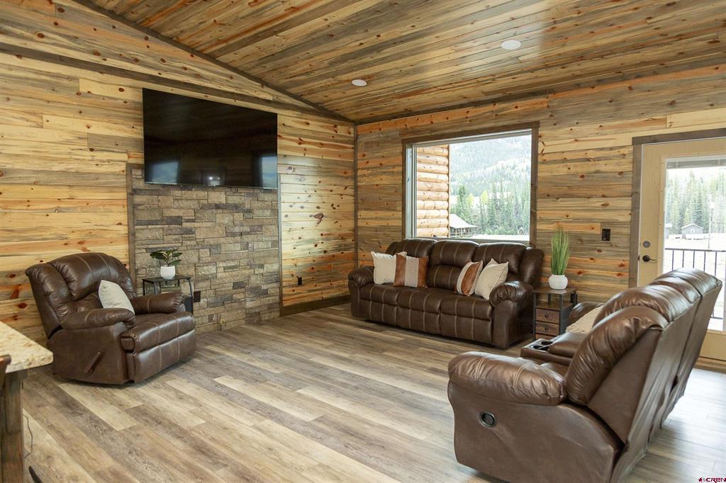 431 River Drive Creede CO 81130