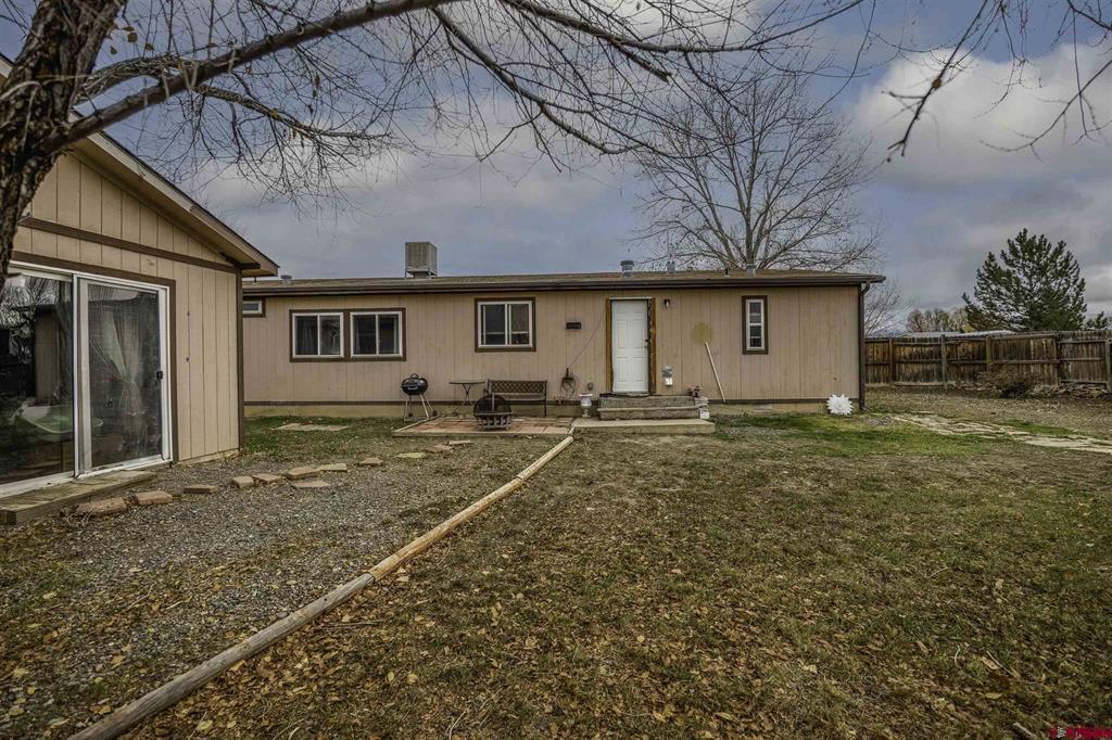 1900 Kellie Drive Montrose CO 81401