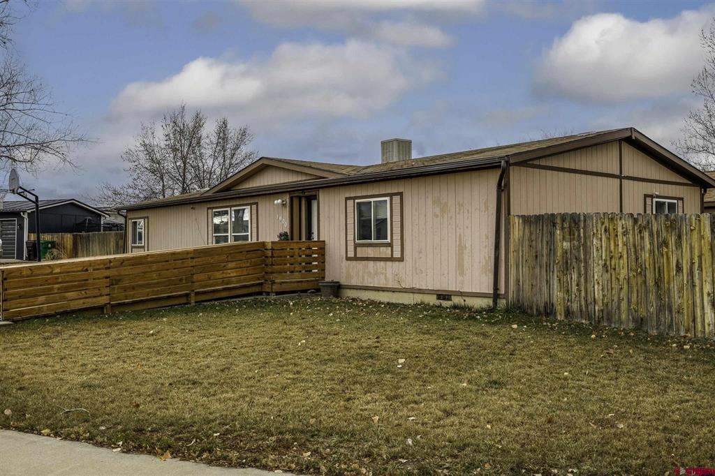 1900 Kellie Drive Montrose CO 81401