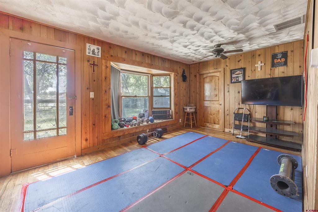 338 N Stough Avenue Montrose CO 81401