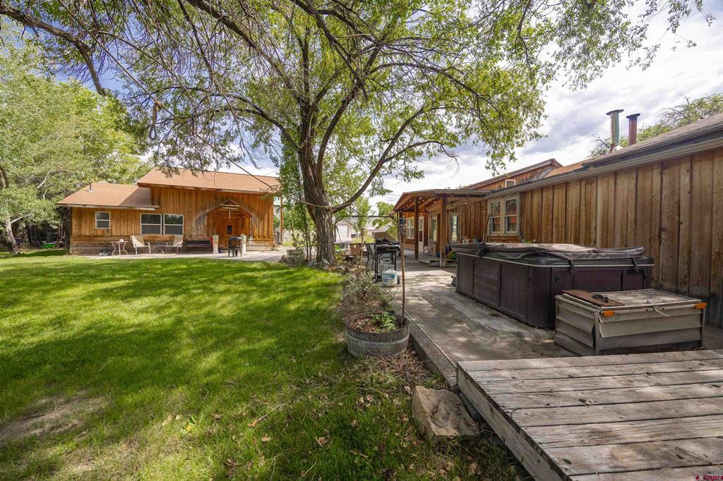 338 N Stough Avenue Montrose CO 81401