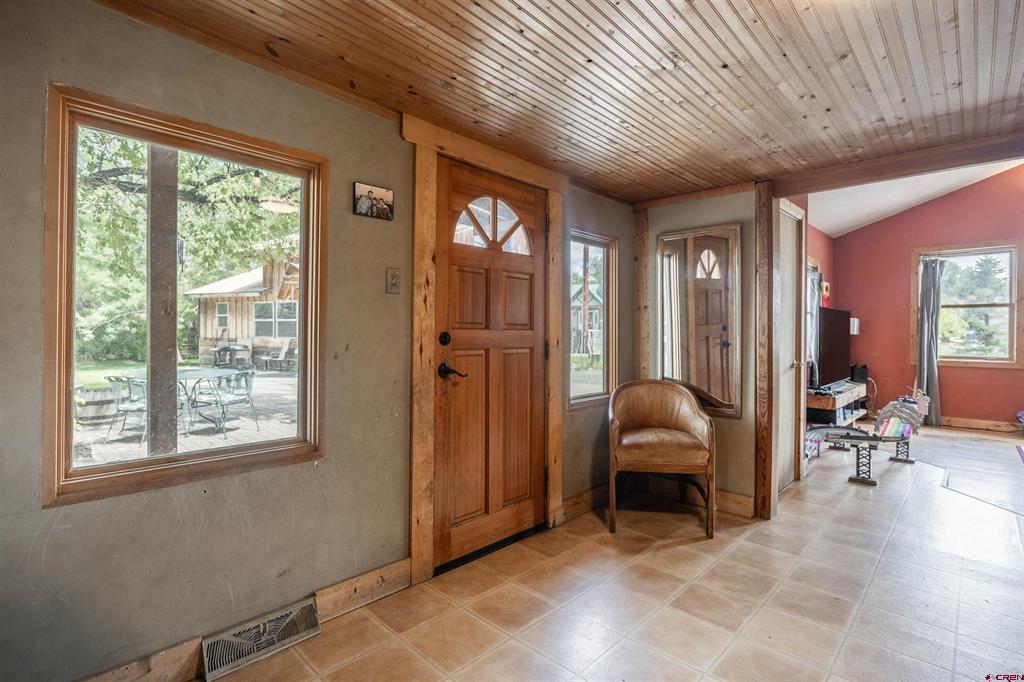 338 N Stough Avenue Montrose CO 81401