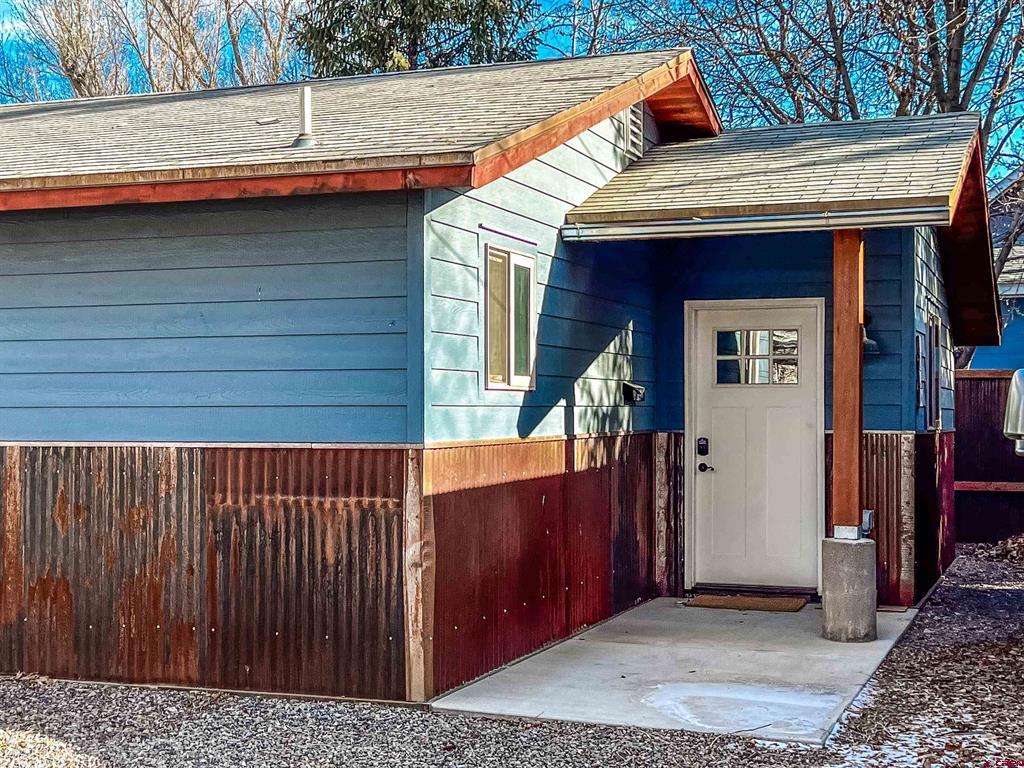 1221 & 1221 1/2 S 3rd Street Montrose CO 81401