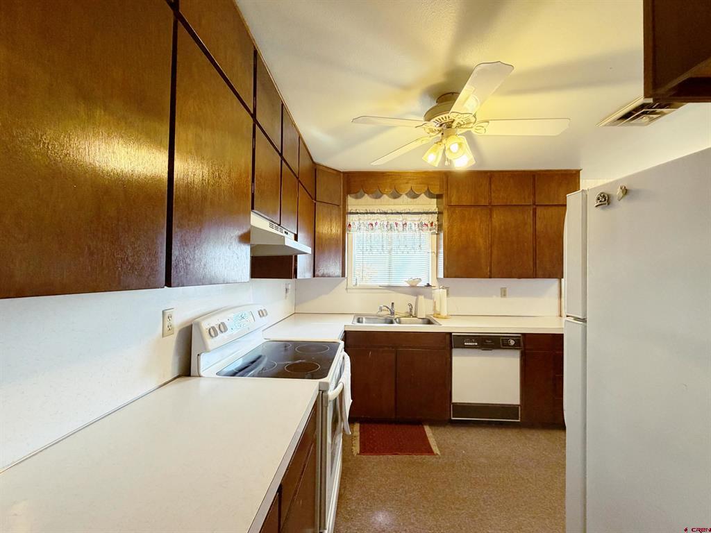 801 S 7th Street Montrose CO 81401