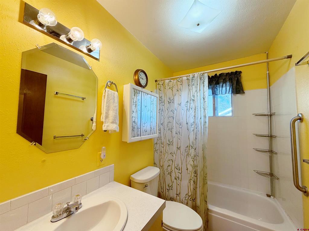 801 S 7th Street Montrose CO 81401