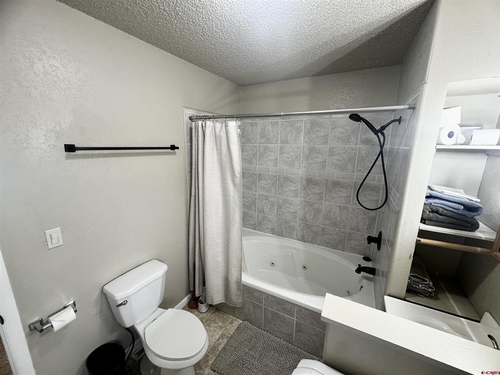 1016 Oxford Street Montrose CO 81401