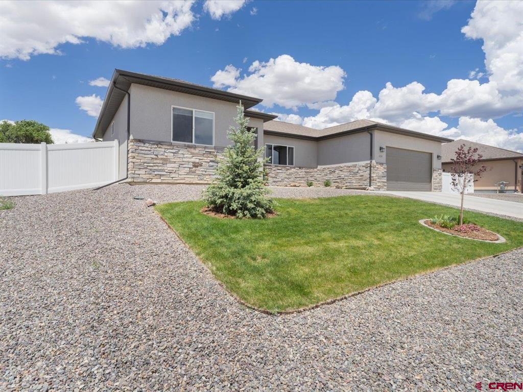 1725 Moonlight Drive Montrose CO 81401