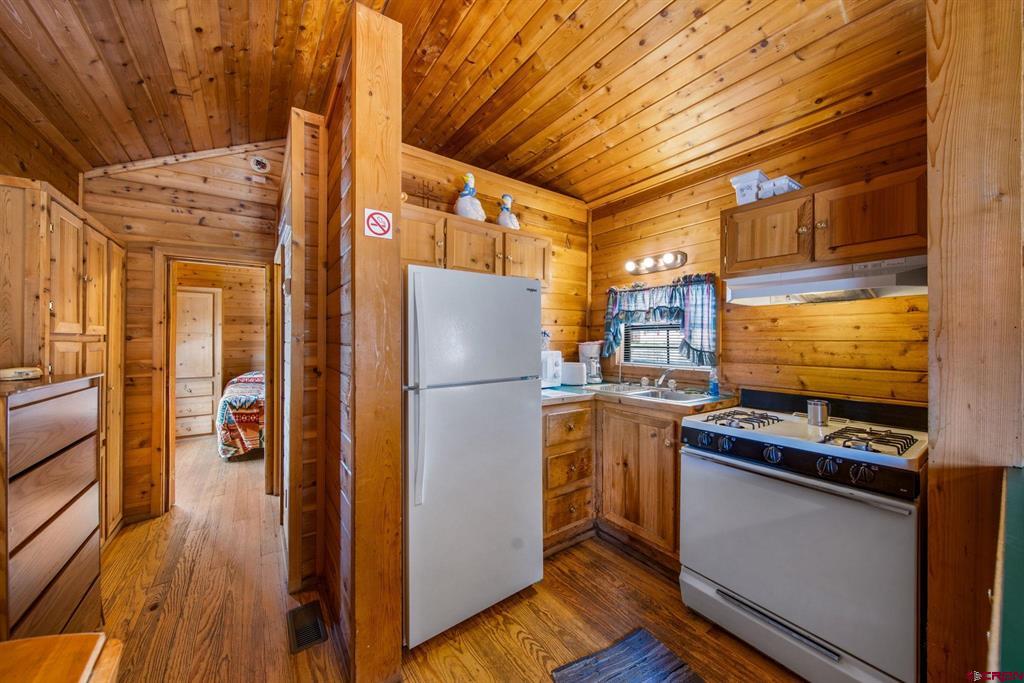 664 Greene Silverton CO 81433