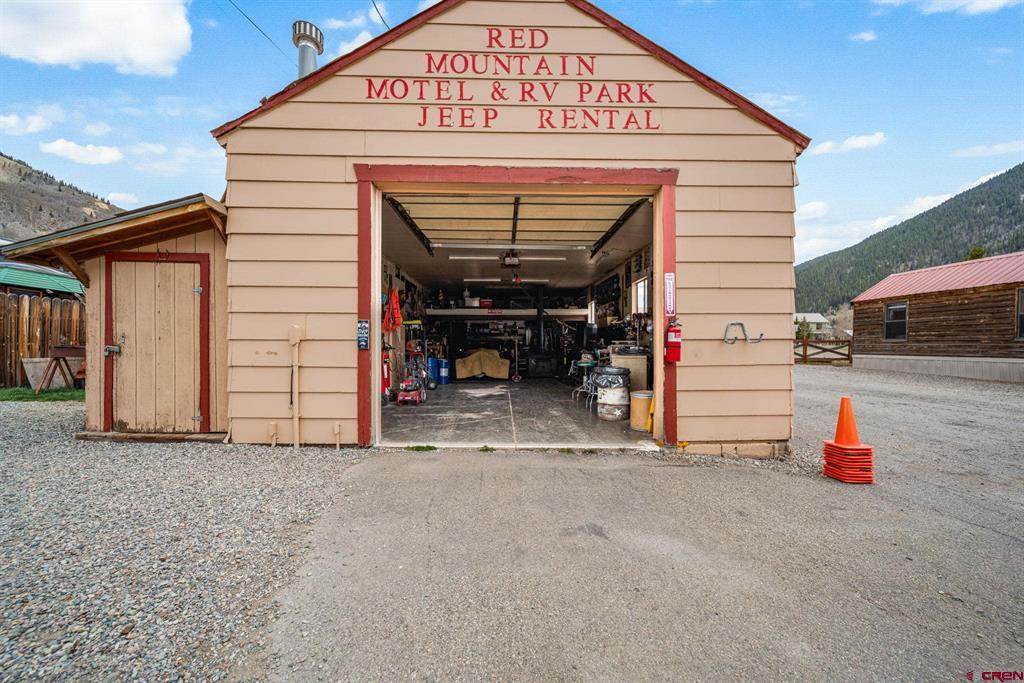 664 Greene Silverton CO 81433