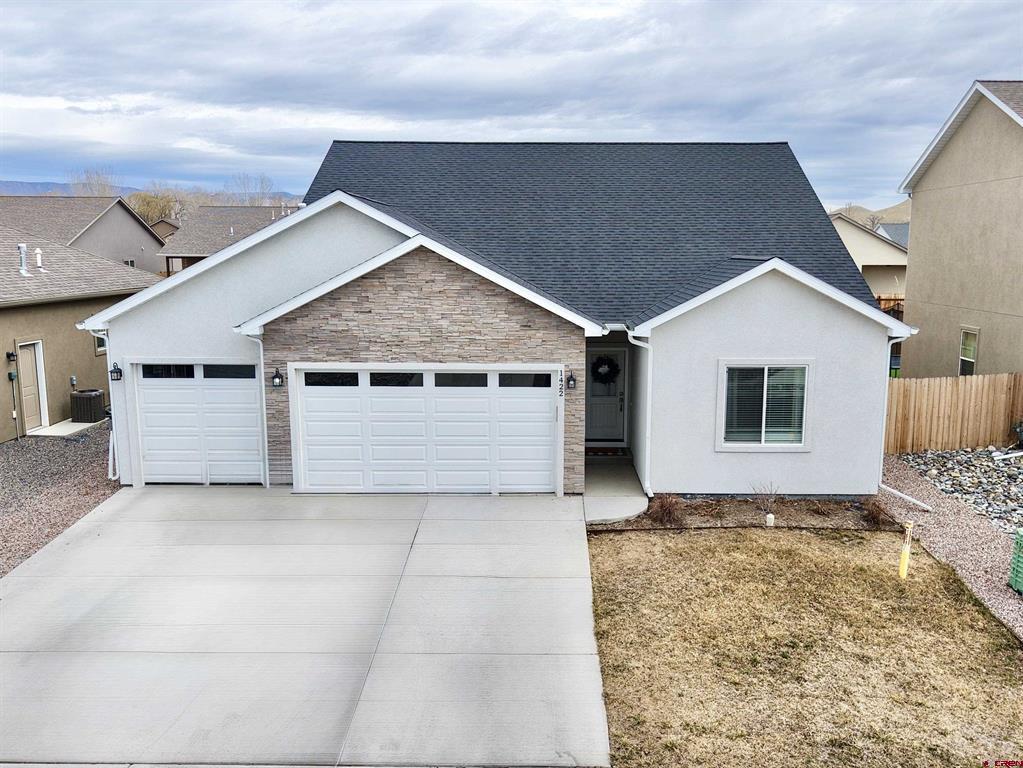 1422 Blue Creek Avenue Montrose CO 81401