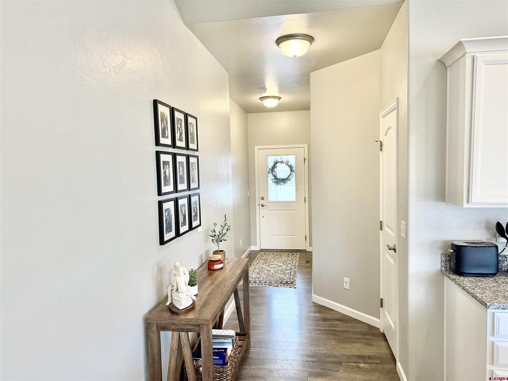 1422 Blue Creek Avenue Montrose CO 81401