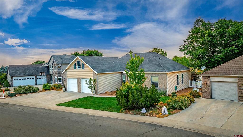 2949 N Lost Creek Road Montrose CO 81401