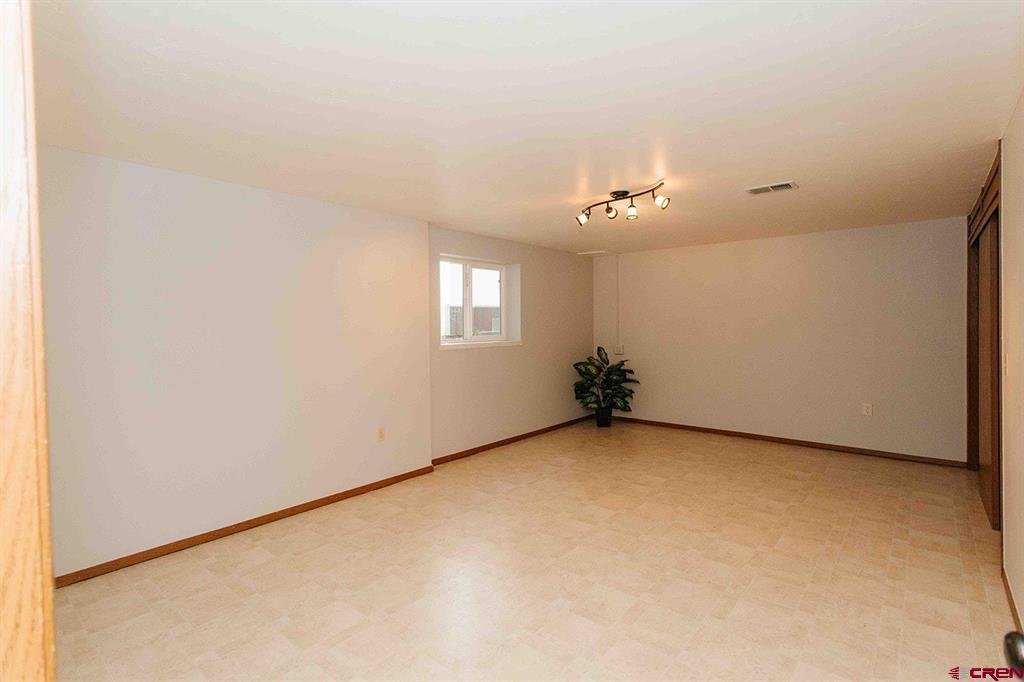 1406 Sherwood Drive Montrose CO 81401