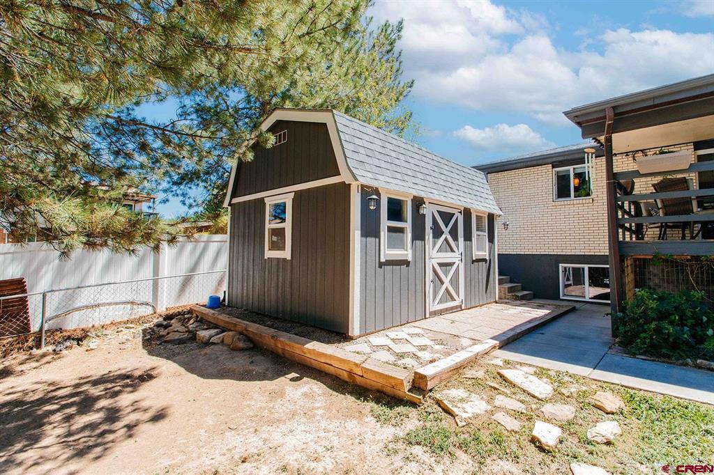 1406 Sherwood Drive Montrose CO 81401
